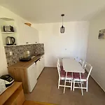 Sea View Panoramic Apartments, Noks Crown Club *