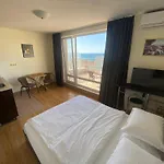 Apartament Sea View Panoramic Apartments, Noks Crown Club *
