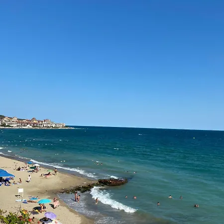 Sea View Panoramic Apartments, Noks Crown Club Апартамент