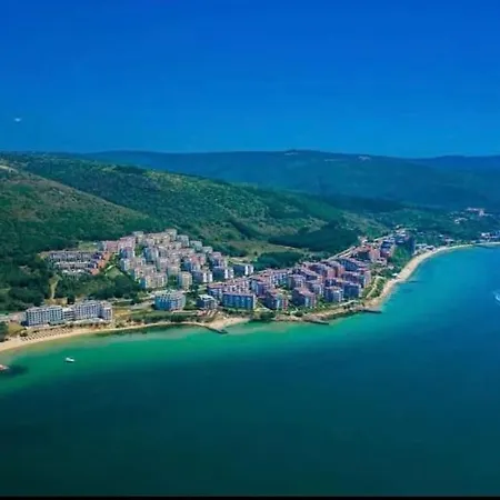 Sea View Panoramic Apartments, Noks Crown Club Свети Влас
