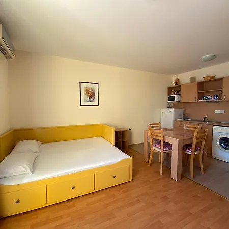 Sea View Panoramic Apartments, Noks Crown Club