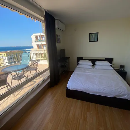 Sea View Panoramic Apartments, Noks Crown Club Daire Sveti Vlas