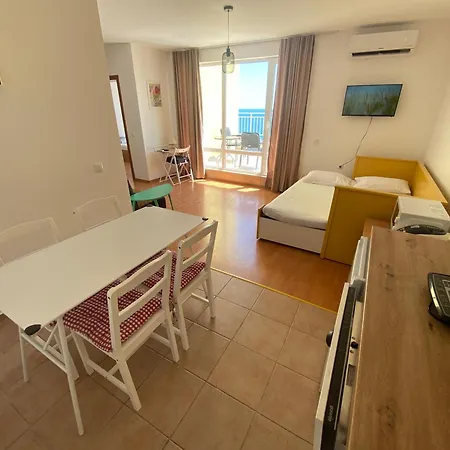 Appartement Sea View Panoramic Apartments, Noks Crown Club