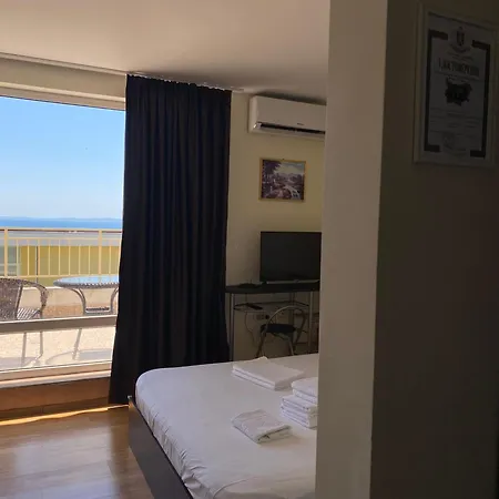 Sea View Panoramic Apartments, Noks Crown Club Daire