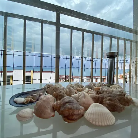 Sea View Panoramic Apartments, Noks Crown Club * 스베티 블라스